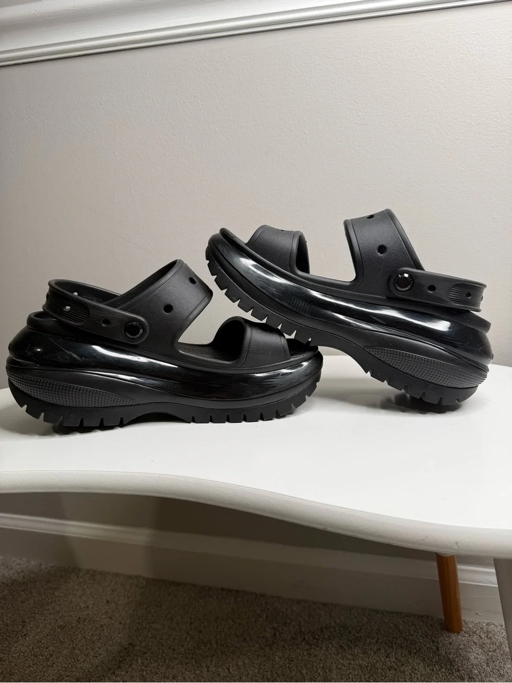 Crocs Classic Mega Crush Sandal Unisex Thick Chunky Soled Sandals Black 9